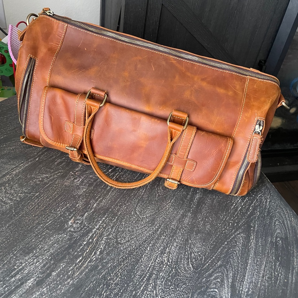 Leatheq leather duffle bag